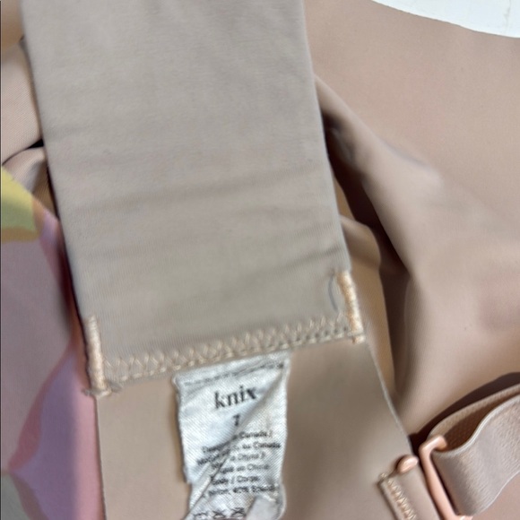 Knix Everyday evolution bra Abstract Colours Size 7 - Picture 4 of 5